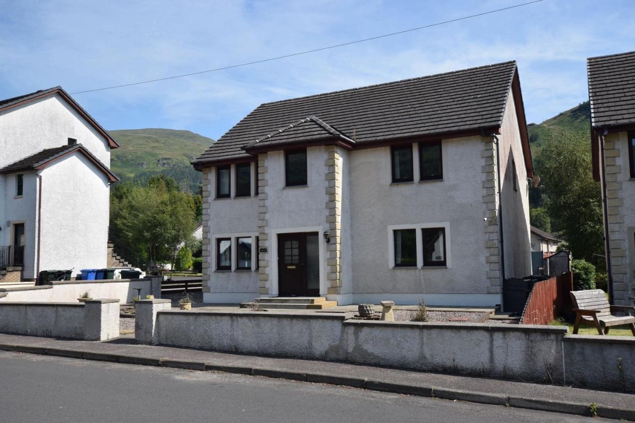 Ridgeview Villa - Partial Loch View Лохгойлхед Екстериор снимка